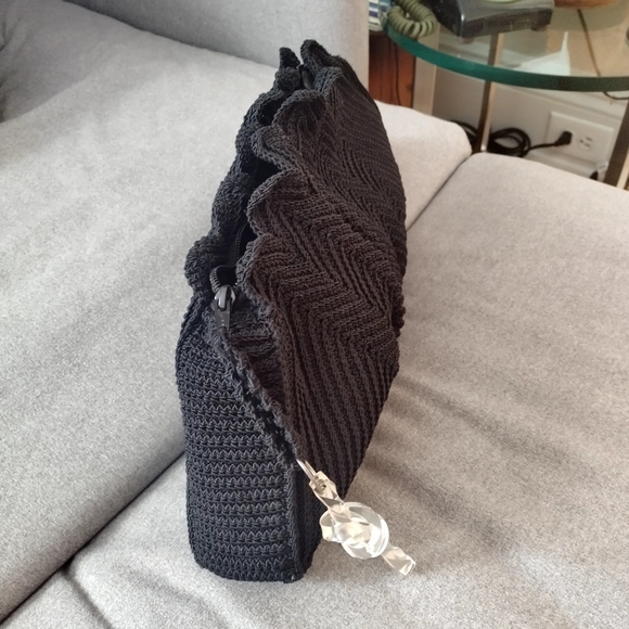 Women's Black Vintage Crochet & Velvet Clutch Purse - Picture 3 of 10